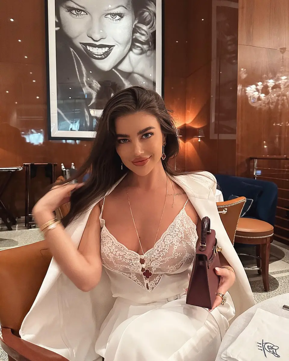 Aruzhan เอสคอร์ทในเมือง กรุงเทพฯ